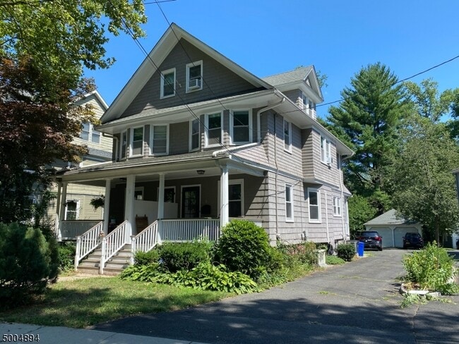 property at 52 Dunnell Rd