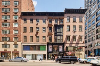 677-679 Madison Ave in New York, NY - Building Photo - Building Photo