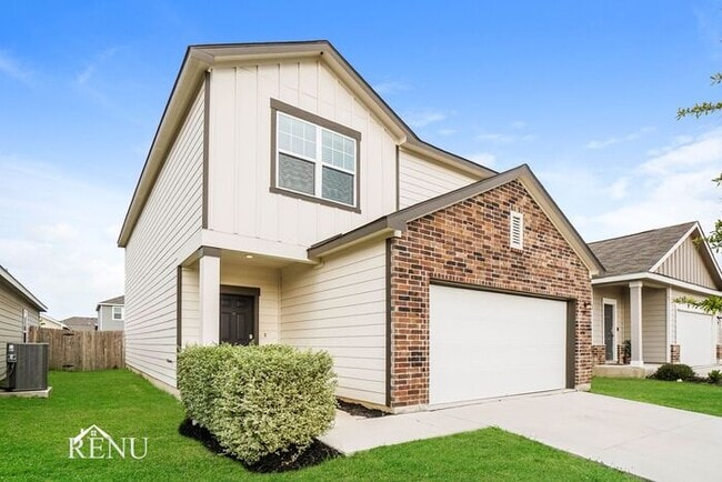 5015 Firefly Hls in Saint Hedwig, TX - Building Photo - Building Photo