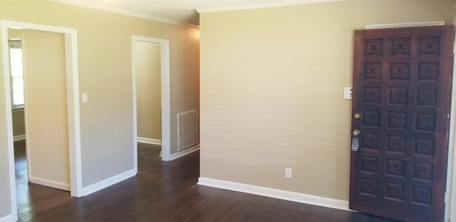 1620 Riverside Dr in Hillsborough, NC - Building Photo - Building Photo