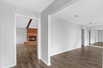 24531 Whitesail Dr in Huffman, TX - Building Photo - Building Photo