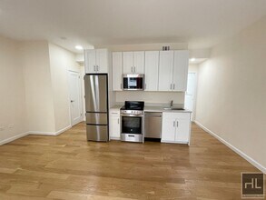 WEST 56 STREET in New York, NY - Building Photo - Building Photo