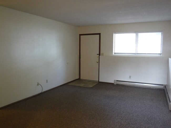 1849 S 8th St W in Missoula, MT - Building Photo - Building Photo