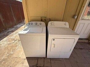 1137 E Adelaide Dr in Tucson, AZ - Building Photo - Building Photo