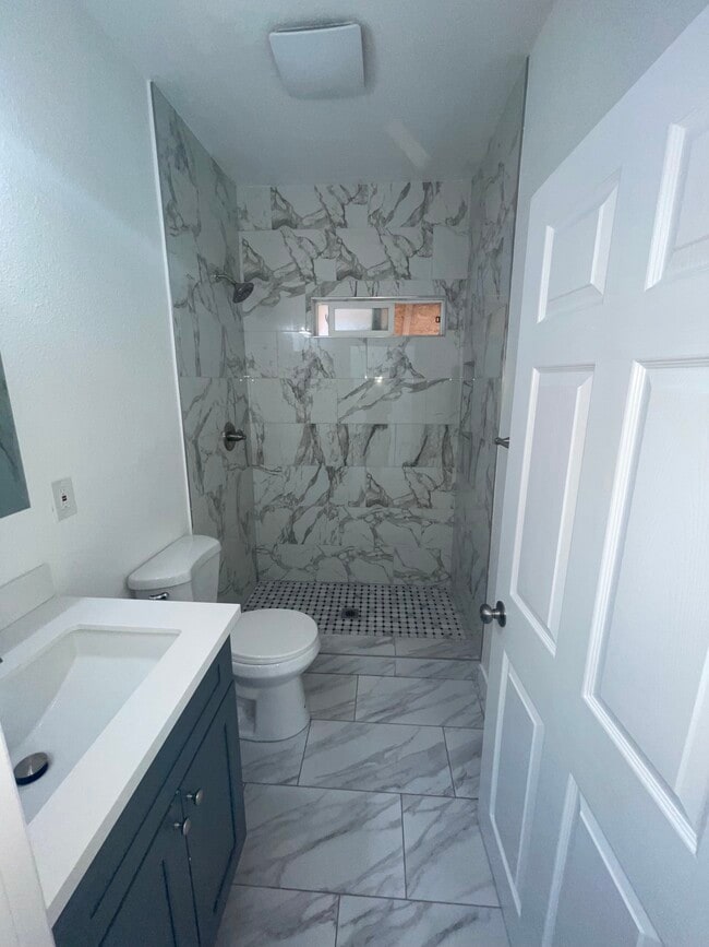 4159 Naomi Ave in Los Angeles, CA - Building Photo - Building Photo