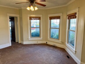 125 E 39th St, Unit 1 in Norfolk, VA - Foto de edificio - Building Photo