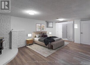 2 Clevedon St in Toronto, ON - Building Photo - Building Photo