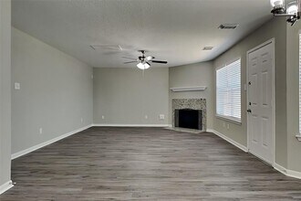 3314 La Mer Ln in Spring, TX - Foto de edificio - Building Photo