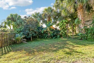 6264 Allen St in Jupiter, FL - Building Photo - Building Photo