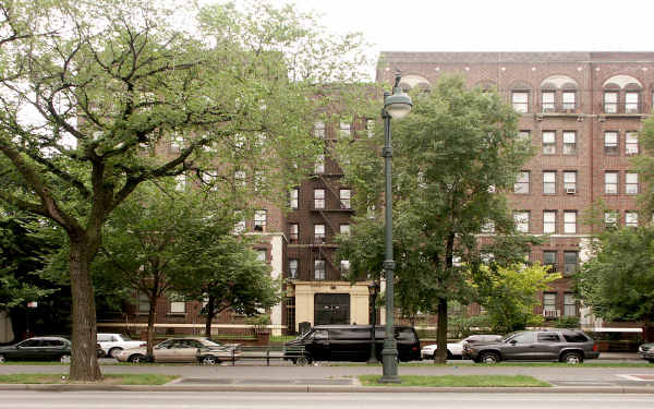 Thomas Jefferson in Brooklyn, NY - Foto de edificio - Building Photo