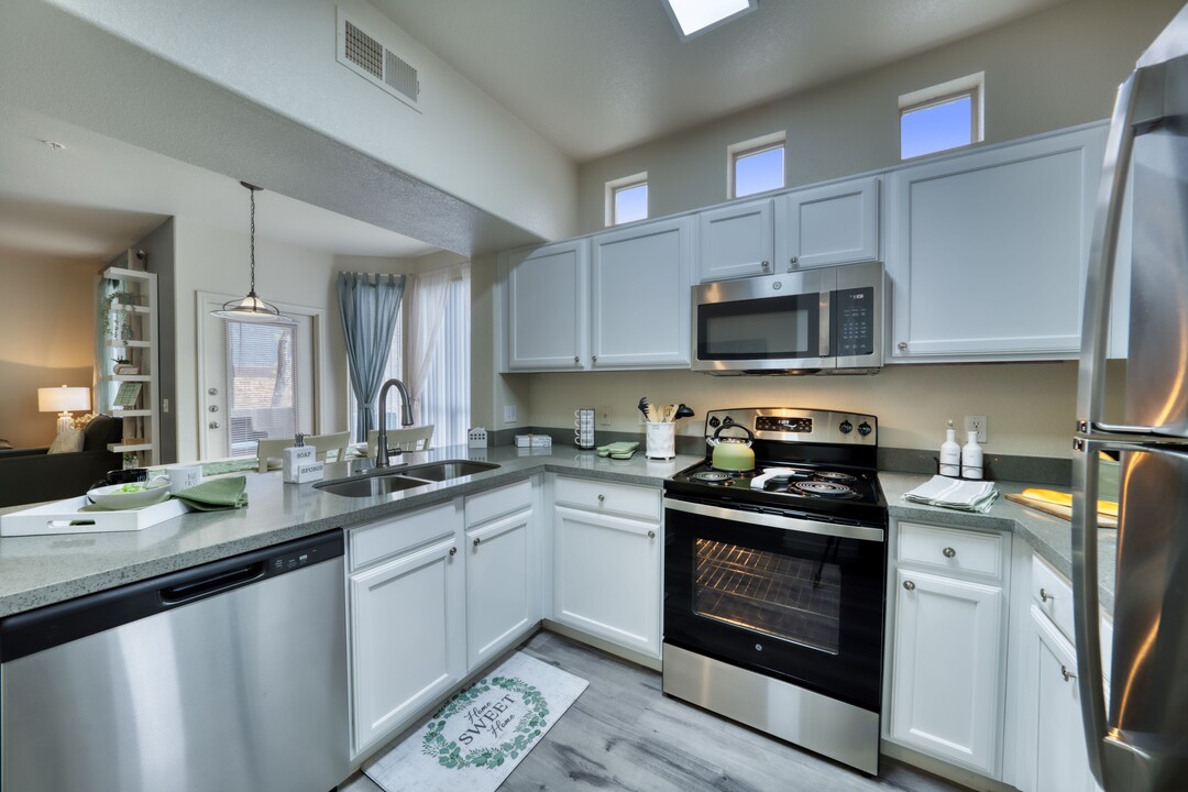 The Villas At Camelback Crossing in Glendale, AZ - Foto de edificio
