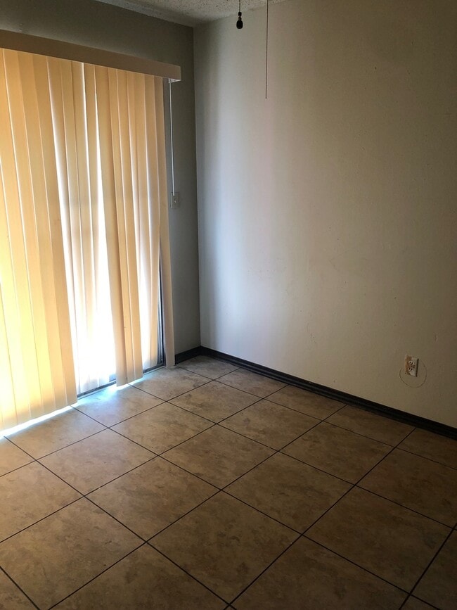 property at 932 SW 97th St