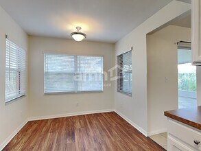 12241 Woodglen Cir in Clermont, FL - Foto de edificio - Building Photo