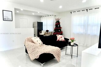 1213 NW 6th Ave in Fort Lauderdale, FL - Building Photo - Building Photo