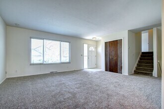 2911 S Clarkson St in Englewood, CO - Building Photo - Building Photo