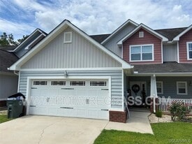 225 Charleston Dr in Enterprise, AL - Building Photo