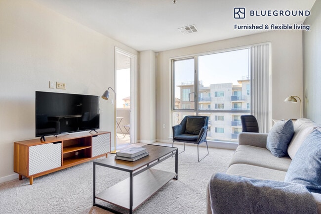 550 Moreland Way in Santa Clara, CA - Building Photo - Building Photo