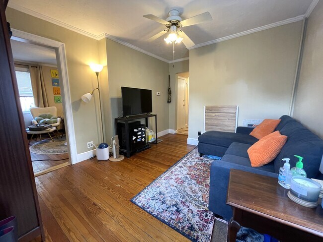 5 Hearn St in Watertown, MA - Building Photo - Building Photo
