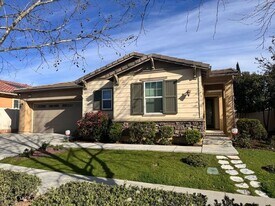 40246 Emery Dr in Temecula, CA - Building Photo