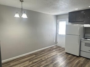2075 Clingan Dr NW in Cleveland, TN - Building Photo - Building Photo