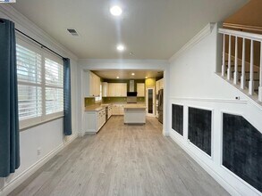 2894 Lenzie Ct in Brentwood, CA - Building Photo - Building Photo