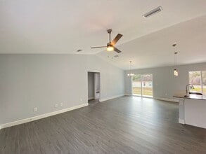15156 SW 43rd Avenue Rd in Ocala, FL - Building Photo - Building Photo