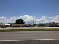 H & H Mobile Home Park in Fort Pierce, FL - Foto de edificio - Other