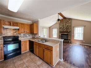 7232 Beaver Run Dr in Fayetteville, NC - Foto de edificio - Building Photo
