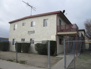Sun Valley Apartments in Sun Valley, CA - Foto de edificio - Building Photo