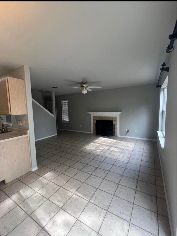 8011 Rustic Park in San Antonio, TX - Building Photo - Building Photo