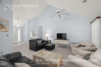 225 Ocean View Blvd in Lewes, DE - Building Photo - Building Photo