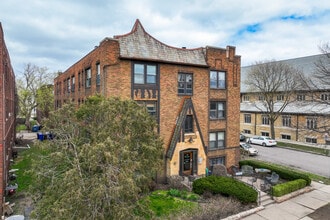 The Kensington in St. Paul, MN - Building Photo - Building Photo