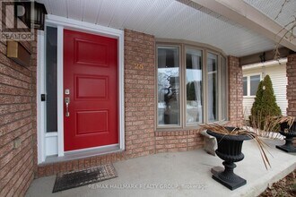 25 Claudet Crescent in Ottawa, ON - Building Photo - Building Photo