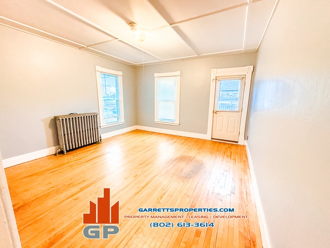 386 N Main St, Unit 5 in Barre, VT - Building Photo - Building Photo