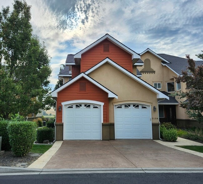 property at 3104 Willow Pointe Dr