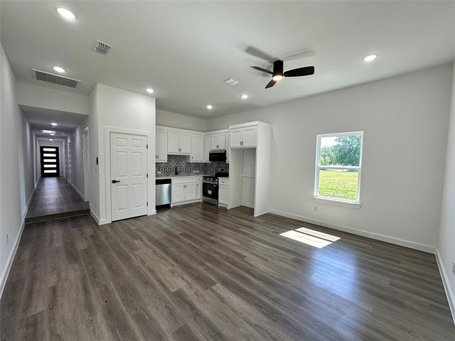 1311 Oneal St in Commerce, TX - Foto de edificio - Building Photo