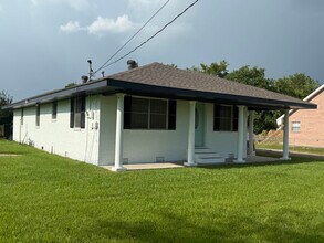 3596 LA-44 in Paulina, LA - Building Photo - Building Photo