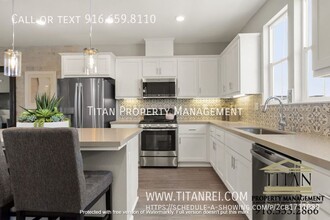 4367 Bastille Walk in Sacramento, CA - Building Photo - Building Photo