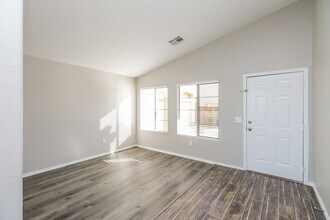 1456 S Boulder St in Gilbert, AZ - Building Photo - Building Photo