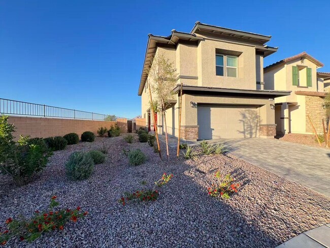 436 Larksong Avenue in Whitney, NV - Building Photo - Building Photo