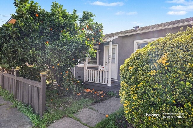 2340 Rheem Ave in Richmond, CA - Foto de edificio - Building Photo