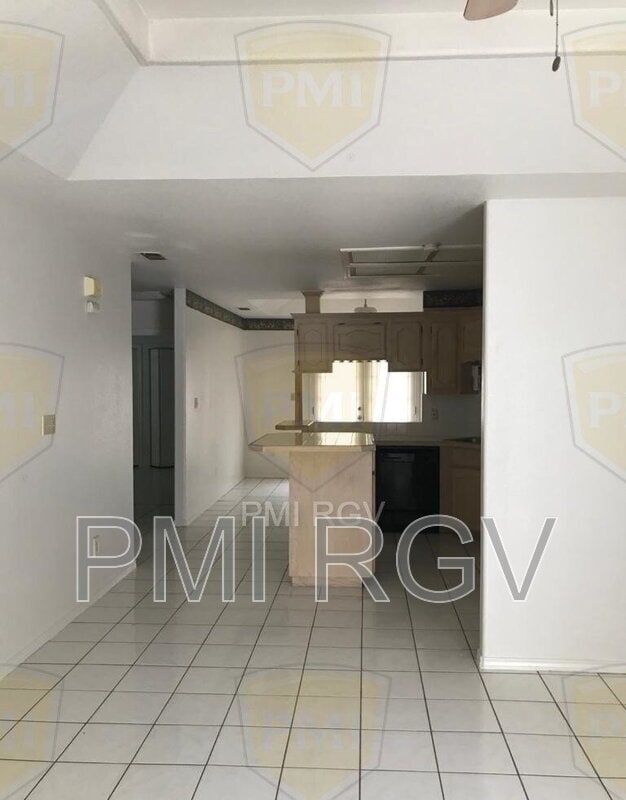 6700 N 7th Ct in McAllen, TX - Building Photo - Building Photo