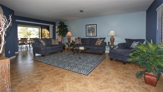 property at 5302 SW 25th Pl