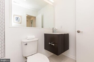 1238 LeCount St in Philadelphia, PA - Building Photo - Building Photo