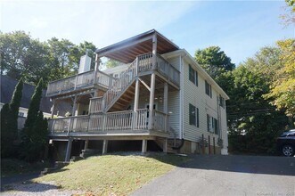 4 Terre Haute Rd in Danbury, CT - Building Photo - Building Photo