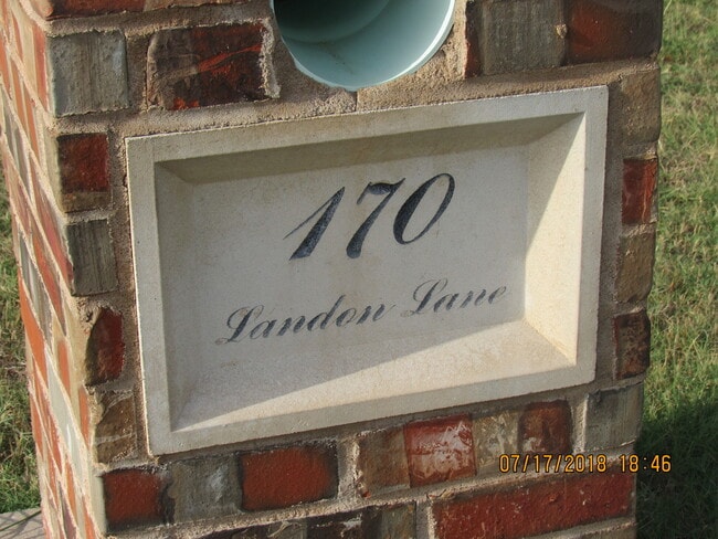 property at 170 NW Landon Ln