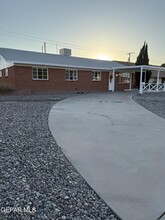 6220 Bel Mar Ave in El Paso, TX - Building Photo - Building Photo