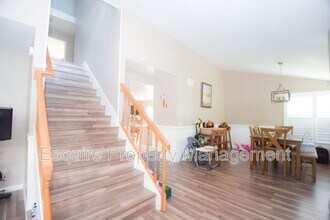 1887 Montgomery Ave in Ventura, CA - Building Photo - Building Photo