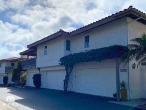318 Playa Blanca in Encinitas, CA - Building Photo - Building Photo