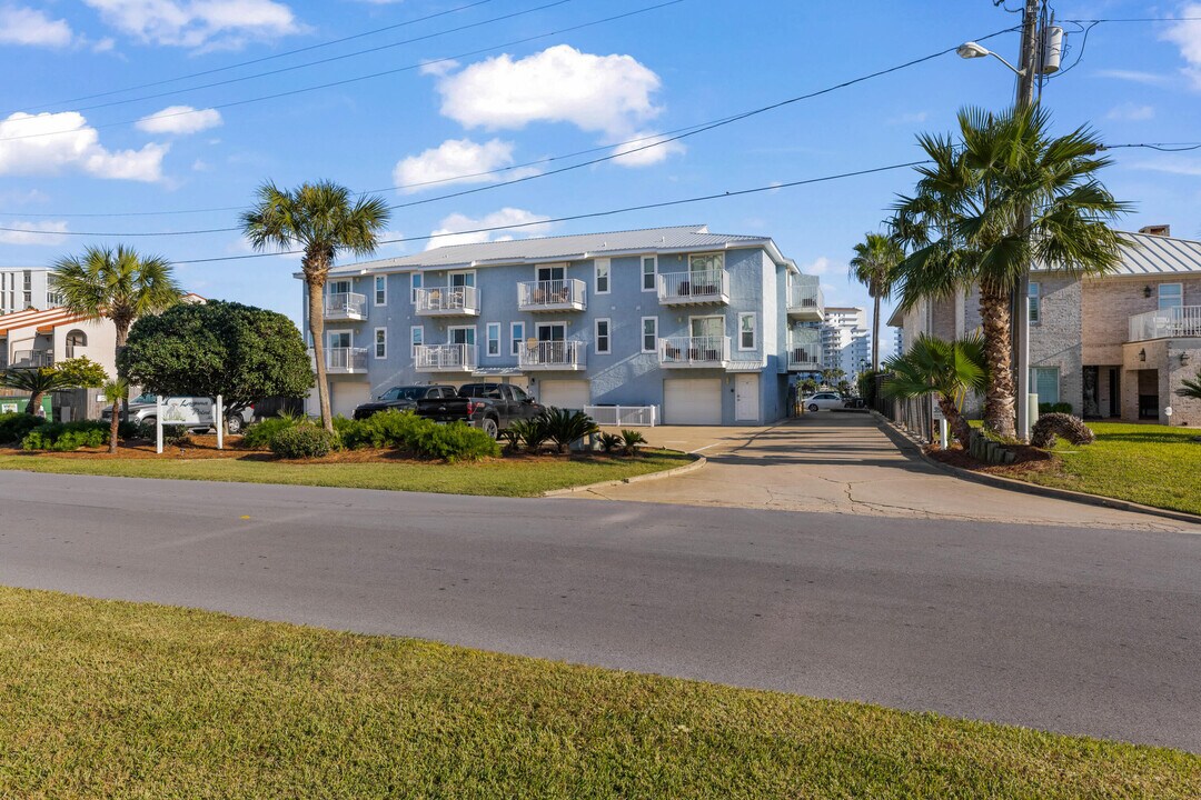 22 Moreno Point Rd in Destin, FL - Foto de edificio